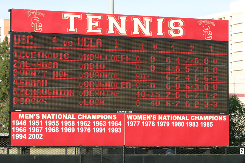 UCLAatUSC-070309-085